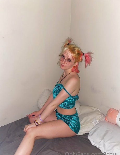 asian onlyfans sexy pics