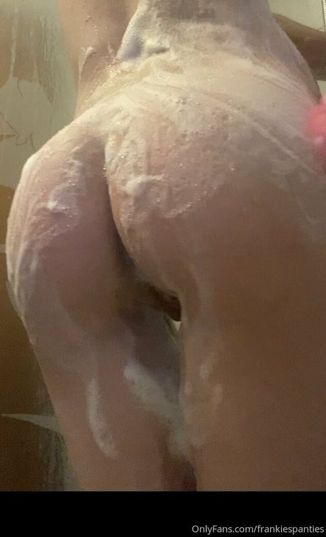 feedandbreed model hot images