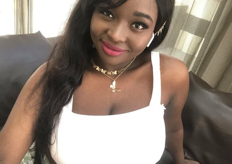 barbiecrystal nice pornstar img