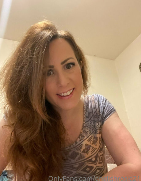 englishrosie21 hot model gallery