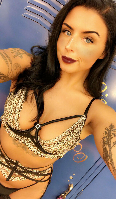 extreme onlyfans erotic pic