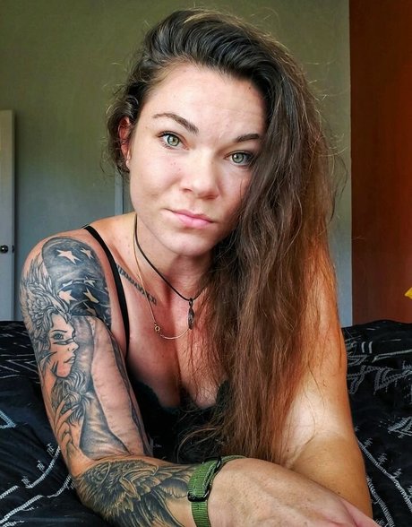 AmericanKat hot model pics