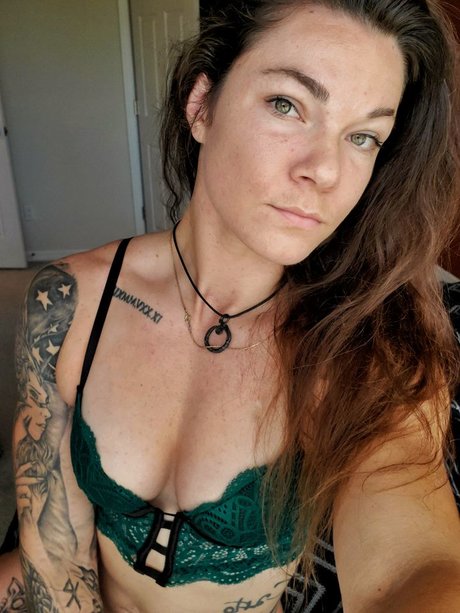 AmericanKat free actress pic