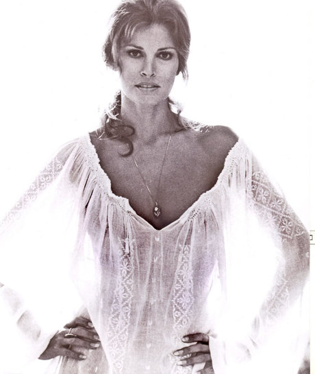 Raquel Welch star top galleries