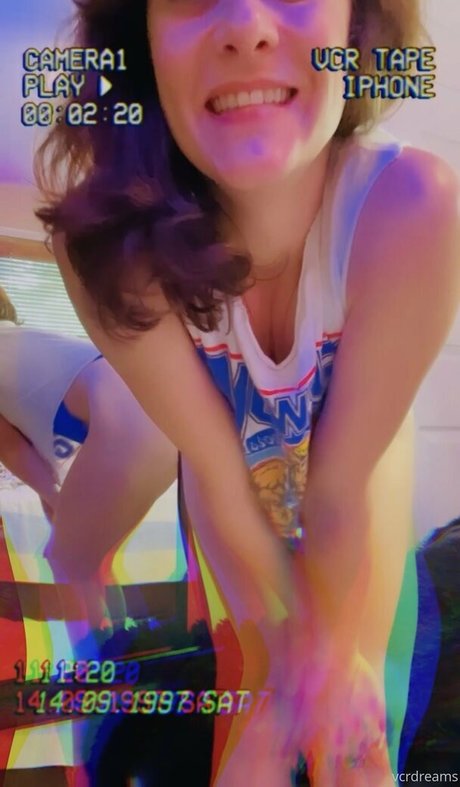 vcrdreams sexy model image