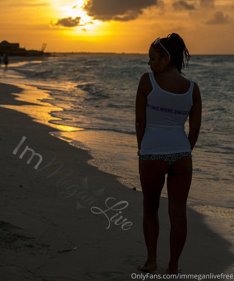 immeganlivefree porn model img