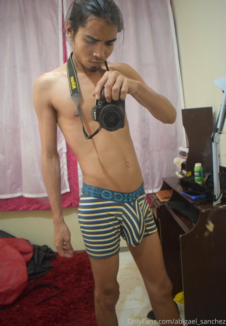 chubby babe onlyfans adult picture