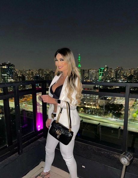 smile onlyfans free porn pics