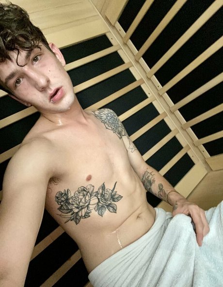 curvy nude onlyfans nude galleries