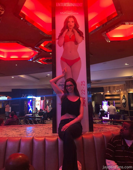 makeup artist onlyfans beautiful naked gallery