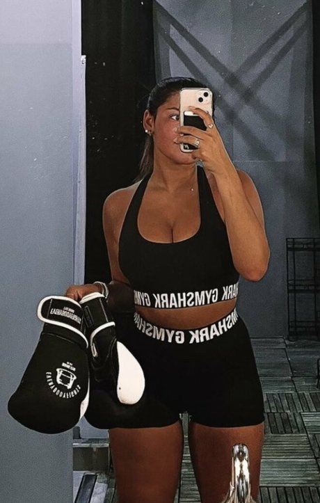 makeup artist onlyfans free sexy archive