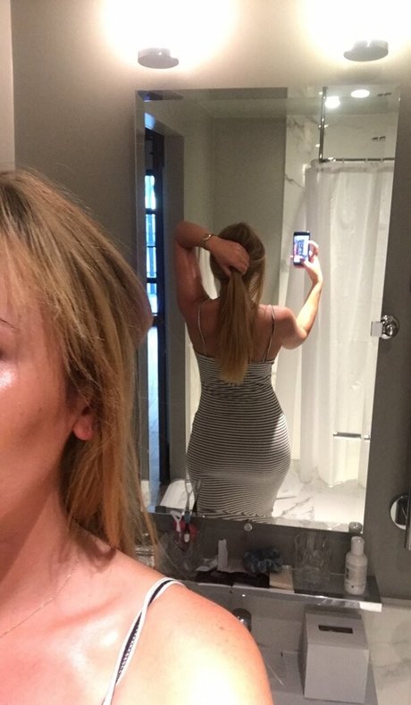 horny girls onlyfans hot picture