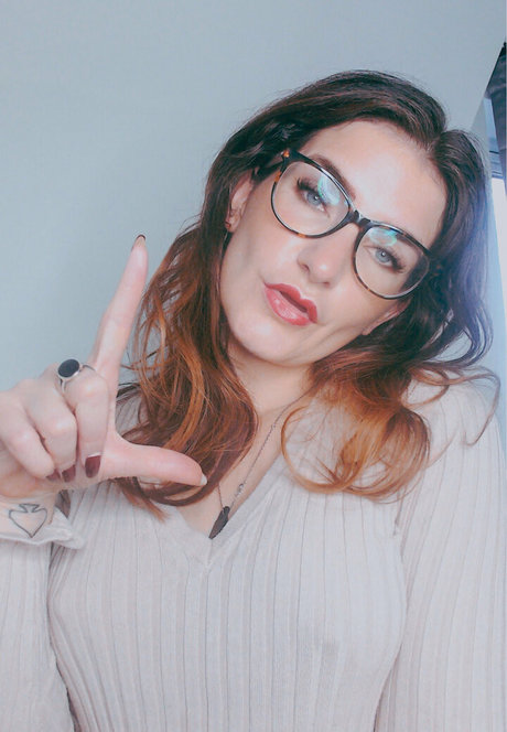 adreenacuckoldress hot pornstar pictures