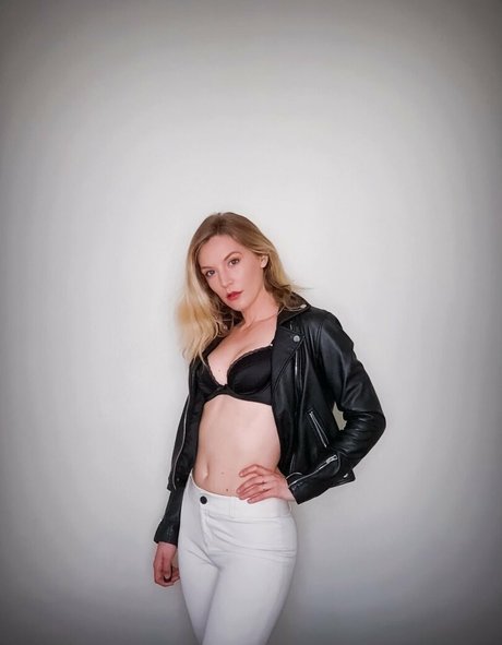 asian shemale onlyfans art xxx gallery