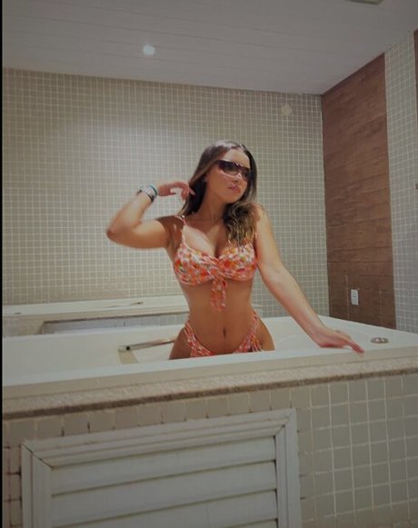 Gabimfmoura nudes star photos