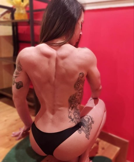 angela schwarzy art actress pictures