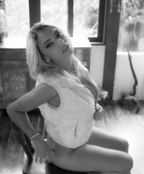 body onlyfans hot sexy photos