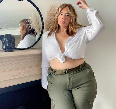 CarlaLuxx actress image