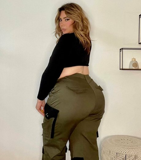 CarlaLuxx hd actress gallery