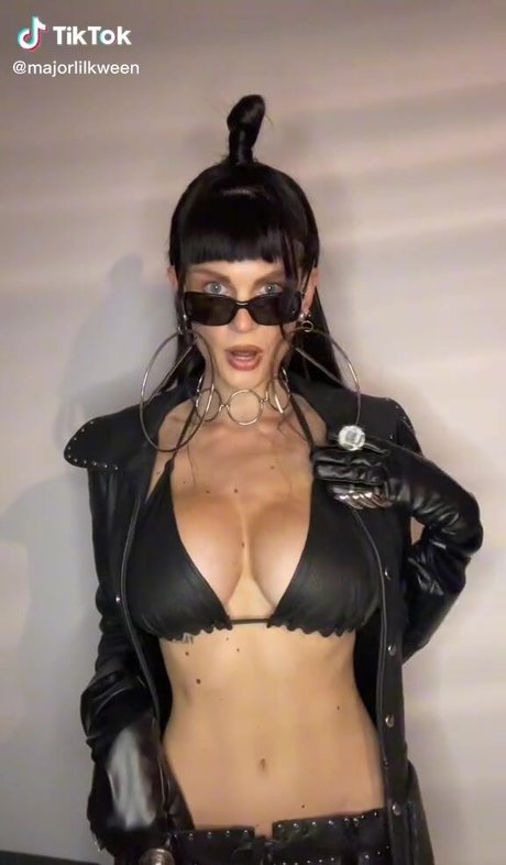 Alex Elizabeth Ljadov free star archive