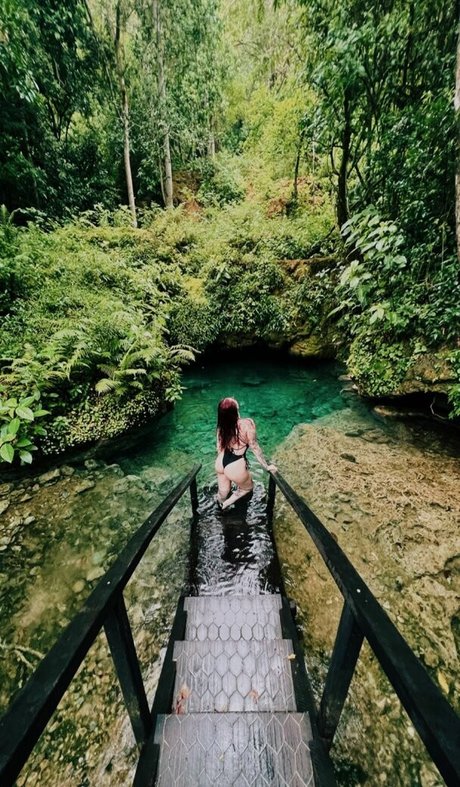 Callmejeh pornstar nude gallery