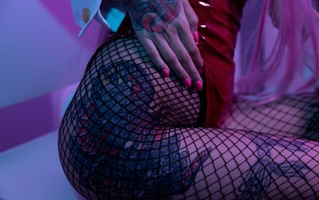 body onlyfans porno galleries