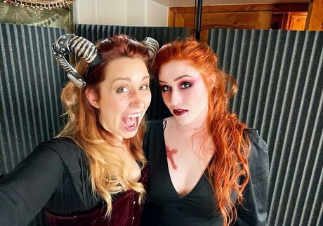 Julia Nilon pornstar free img