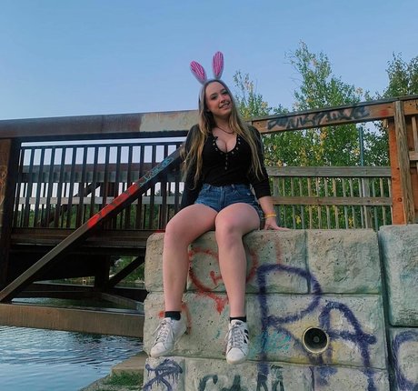 maeganrayy hot pornstar photos