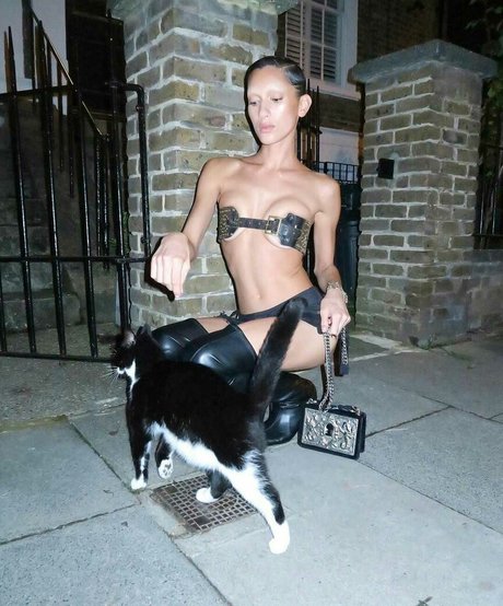 Manahou Mackay xxx actress images