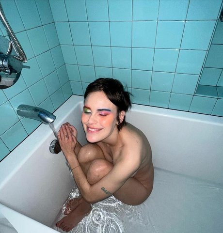 tanned onlyfans beautiful nude images