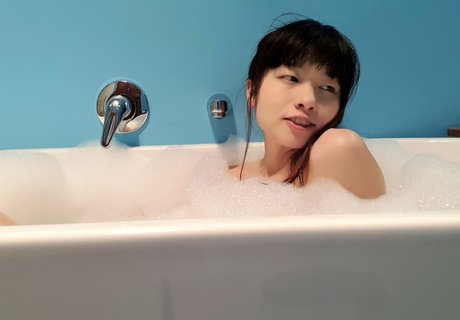 hairy armpits onlyfans porno picture