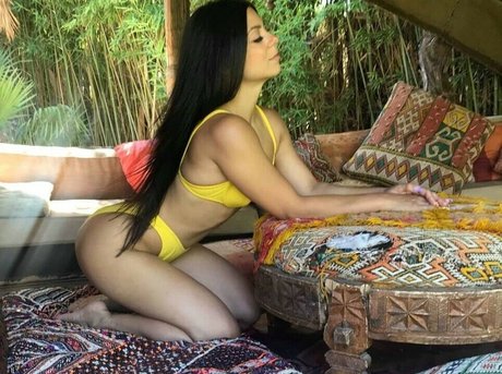 Christina Basta star naked photos