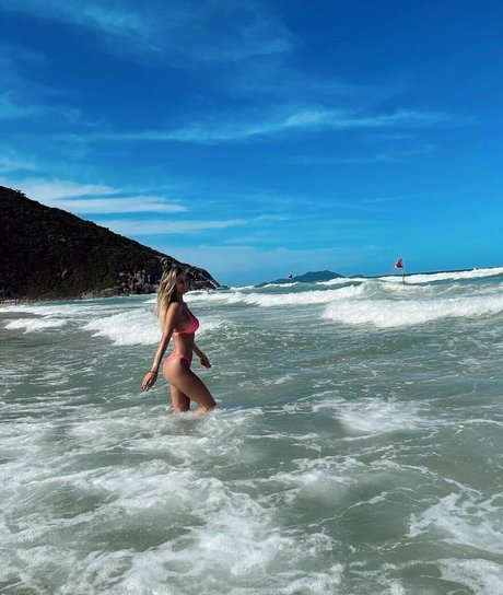 Talita Correa model erotic picture