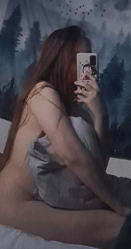 Tinyera sexy pornstar archive