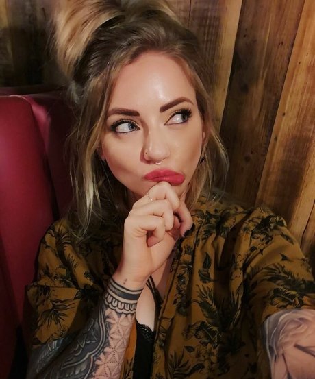 shemale cumshot onlyfans beautiful porn gallery