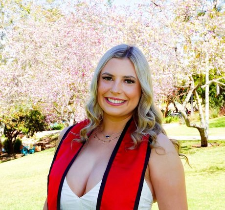 Olivia Haigh sex model photo