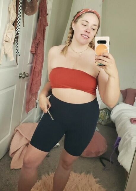 CluelessonVHS naked star img