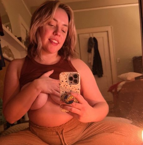 CluelessonVHS pornstar nude img