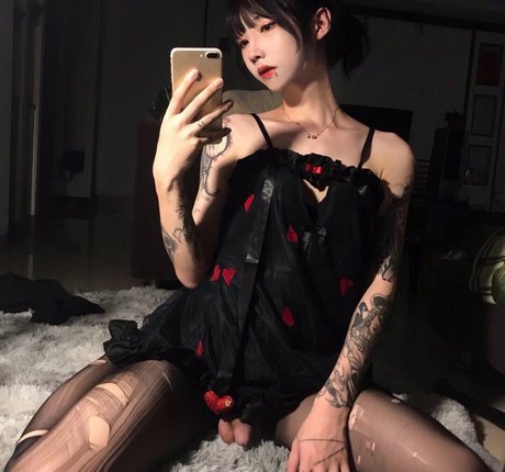 Izayoirui model best photo