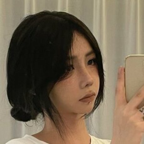 Izayoirui pretty model photo