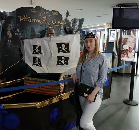 milf glasses onlyfans xxx gallery