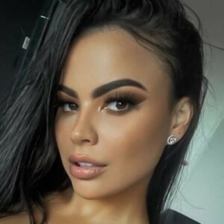 stepdaughter onlyfans naked pictures