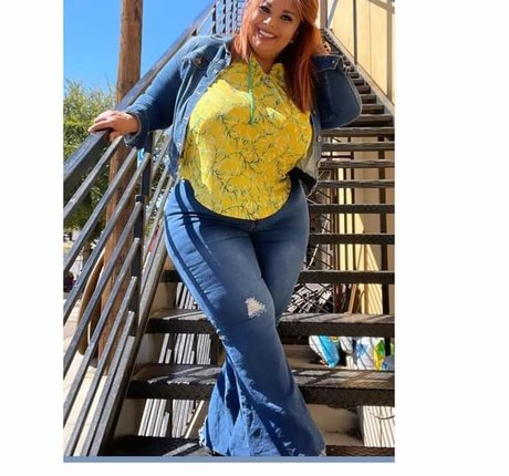 curvy kitty onlyfans erotic img