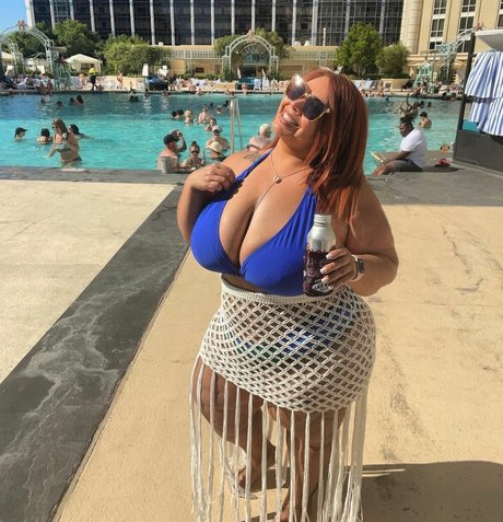 SueAnn beautiful pornstar gallery