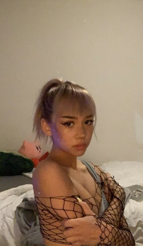 deathtonotsam pretty star pictures