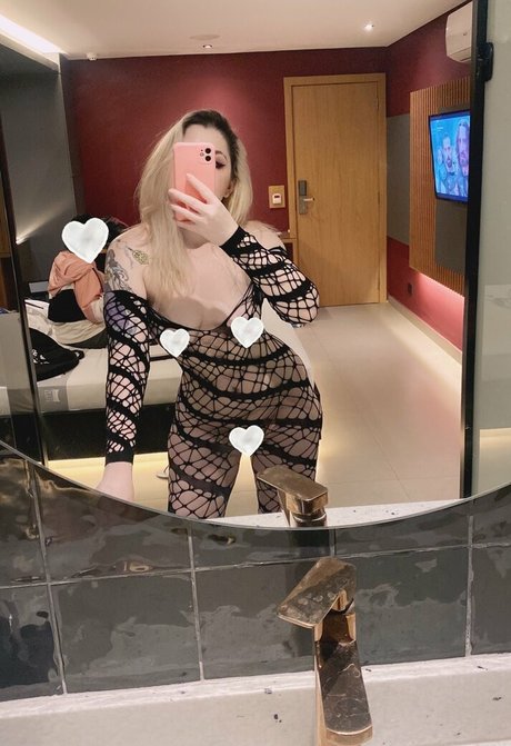 Kahsan Oni perfect star photos