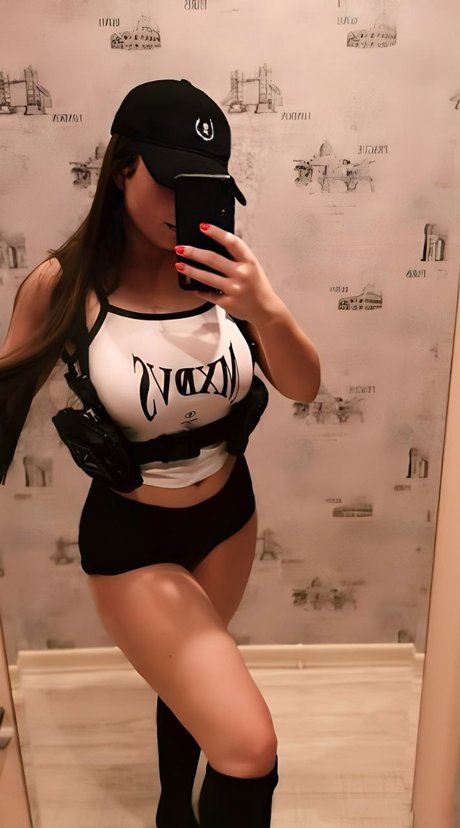 bbw tranny onlyfans erotic photo