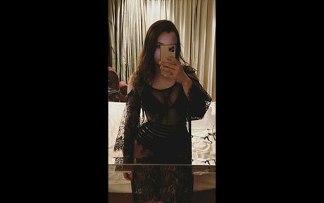 glasses blowjob onlyfans naked photos