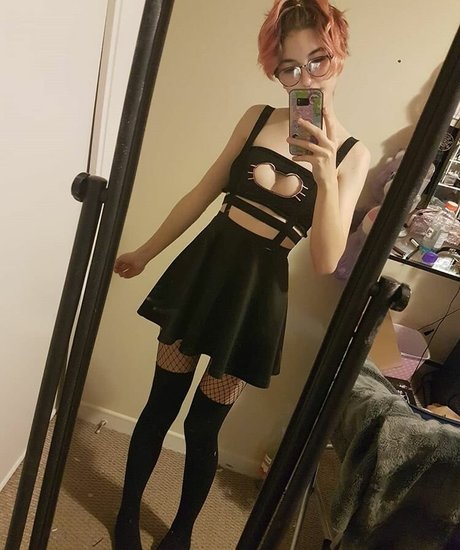 emmanoodle star nice pics