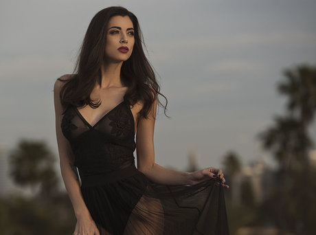 LeeAnna Vamp porn model photo